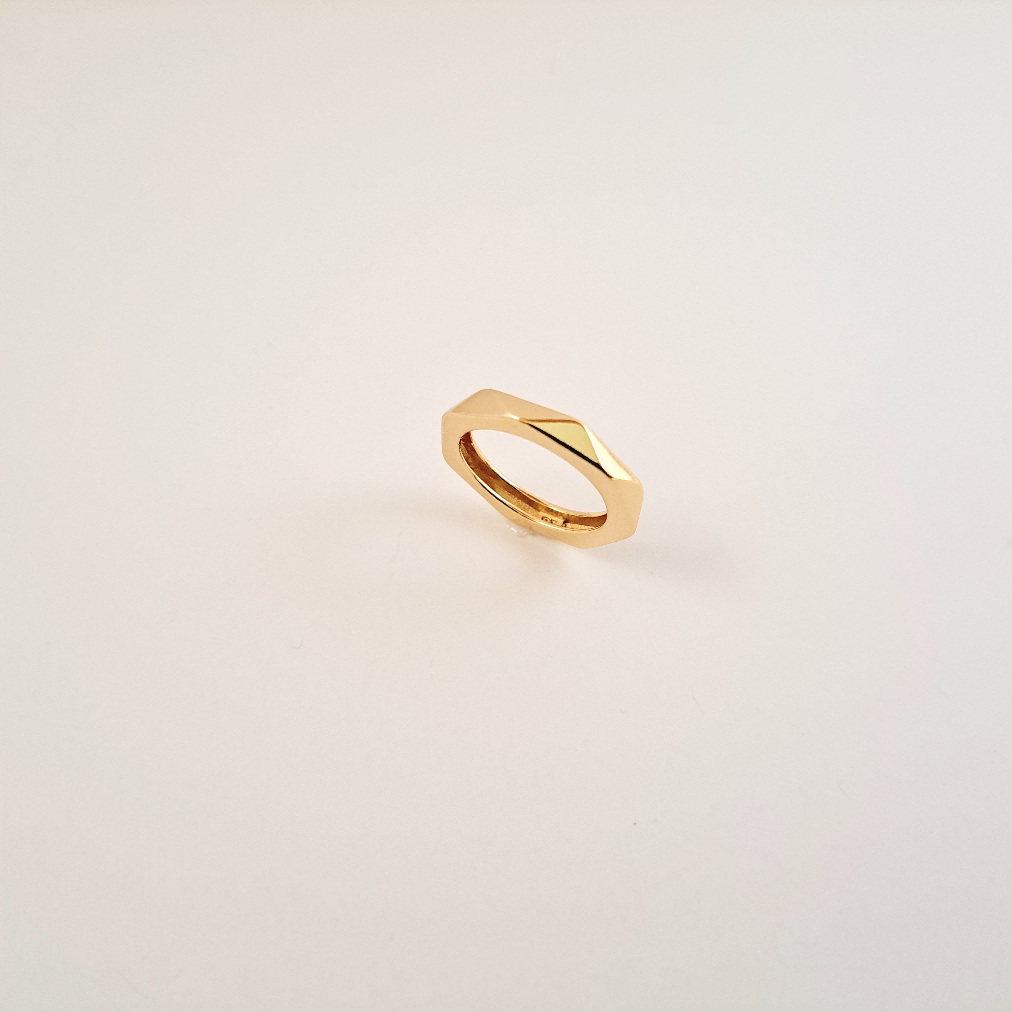 Geo Ring